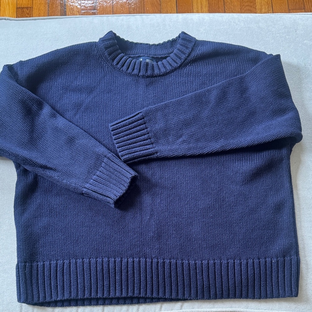 GAP Women's Navy Crew Neck Sweater